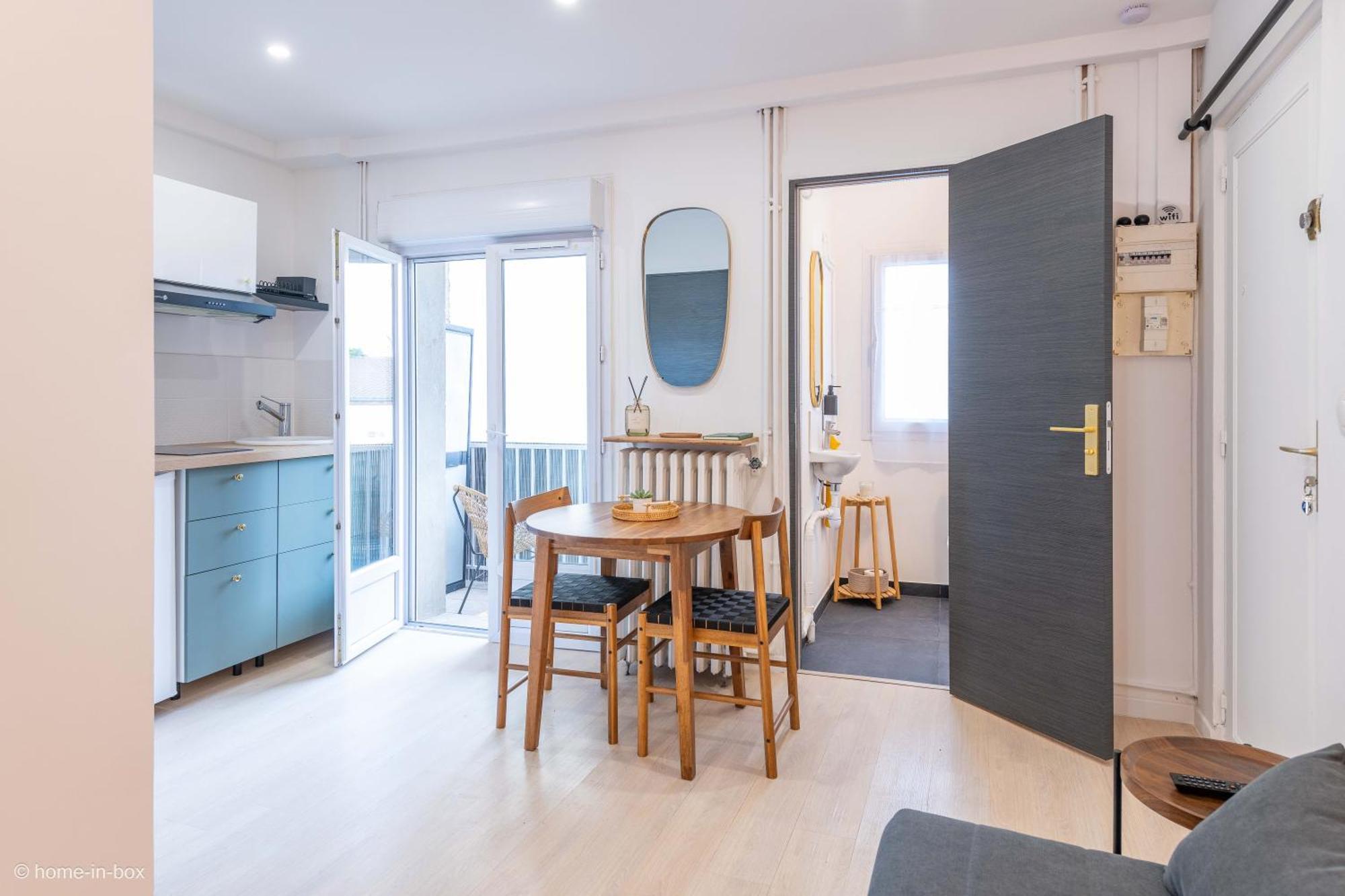 Nid Douillet Entre Paris Et Disney Vaires-sur-Marne Ngoại thất bức ảnh